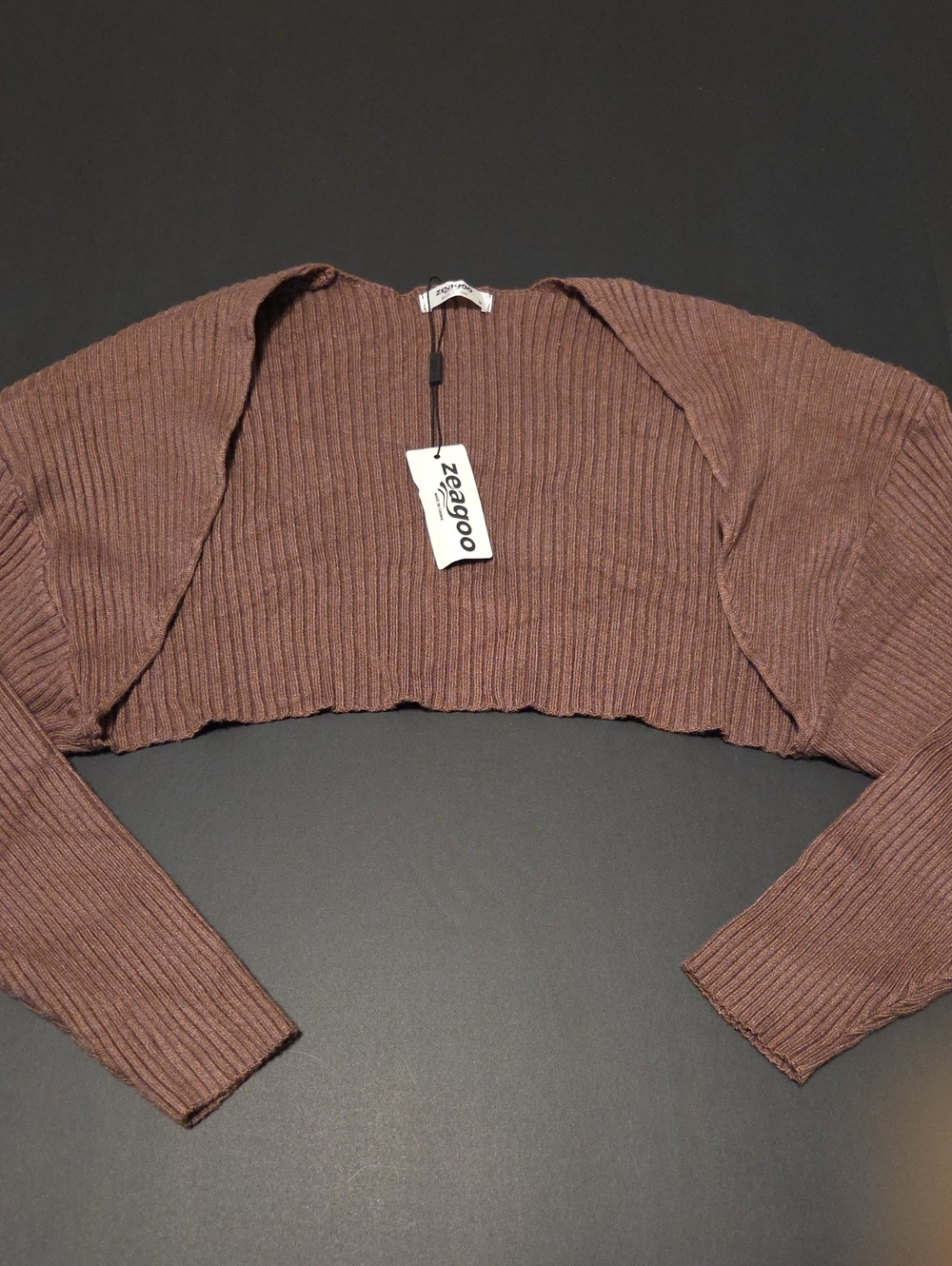 zeagoo Ribbed Cropped Shrug in Brown